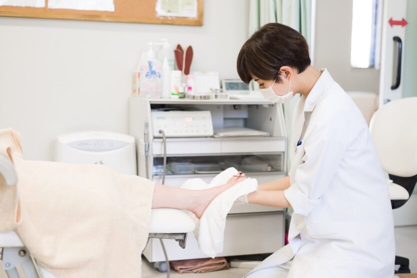 フットケアサロン 儲かる